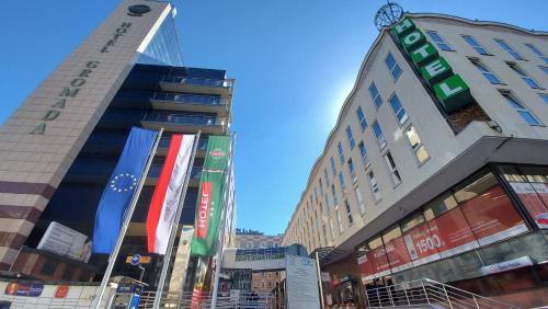 Srodmiescie Hotel | Hotel Gromada Warszawa Centrum