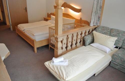 Igls Hotel | Hotel Gruberhof Innsbruck Igls B&B
