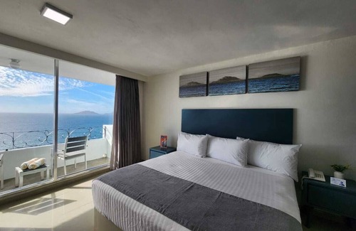 Colonia Ferrocarrilera Hotel | Hotel Hacienda Mazatlán
