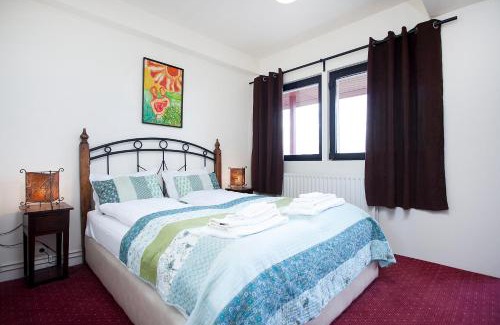 Hvalfjarðarsveit Hotel | Hotel Hafnarfjall
