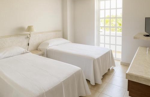 Área de la avenida Tulum Hotel | Hotel Handall Cancún