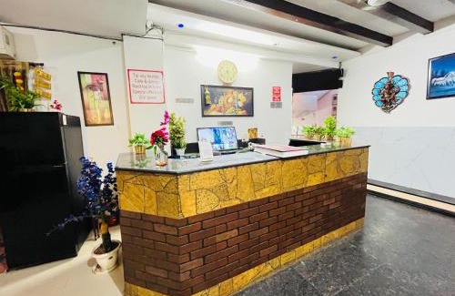 New Delhi Hotel | Hotel Happy Palace