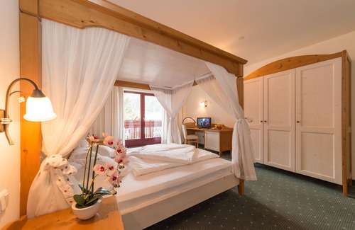 Sand in Taufers Hotel | Hotel Hellweger
