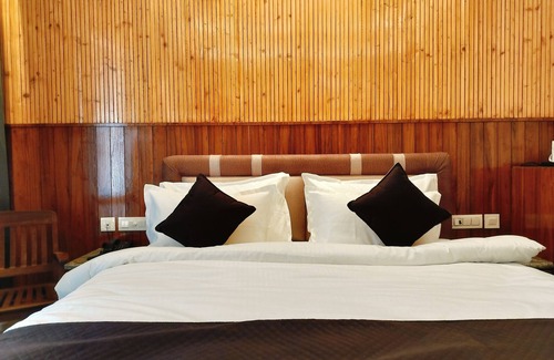 Bhagsu Nag Hotel | Hotel Highland Bhagsu