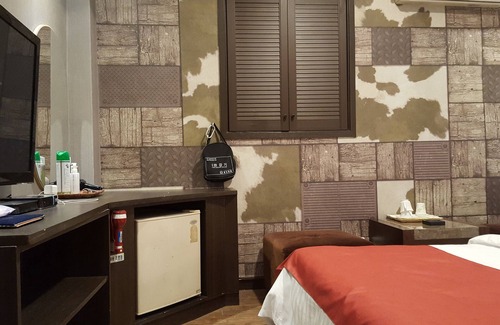 Nonhyeon-dong Hotel | Hotel Highland