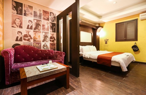 Nonhyeon-dong Hotel | Hotel Highland