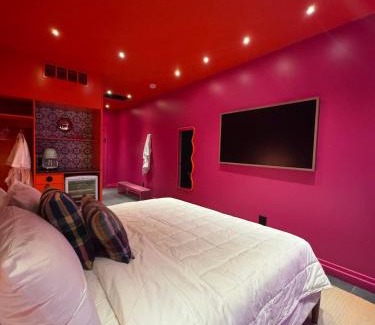 Cherokee Triangle Casa | Hotel Hilo - Room 204
