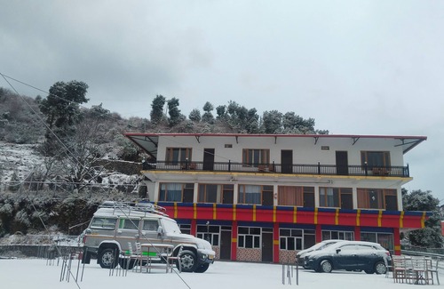 Kempty Range Hotel | Hotel Himalaya View