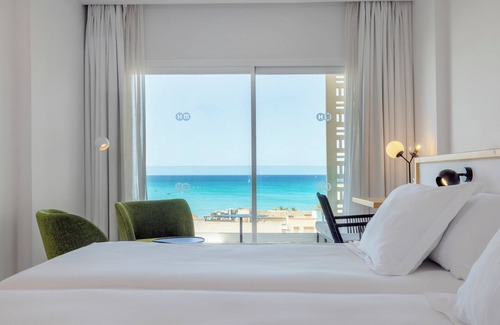 Ses Cadenes Hotel | Hotel HM Ayron Park – Adults Only