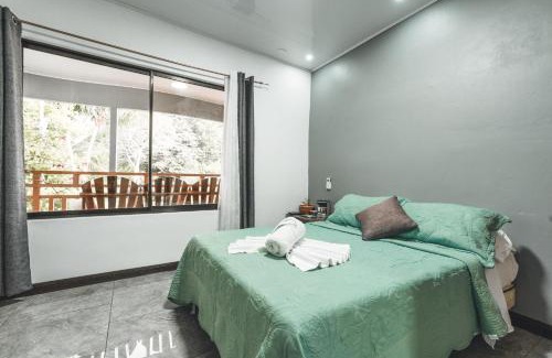 Puerto Jiménez Hotel | Hotel Hoja de Oro Corcovado