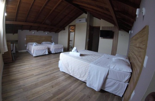 Lagoa da Conceicao Hotel | Hotel Hola