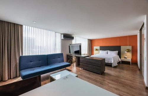 Alejandria Hotel | Hotel Holiday Inn Express & Suites Medellin by IHG