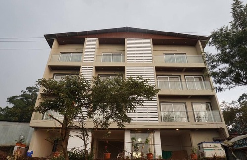 Wai Hotel | Hotel Holiday Plus