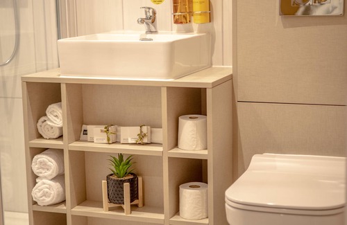 Cradley Hotel | Hotel Holloway