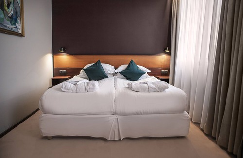 Downtown Hotel | Hotel Holt - The Art Hotel