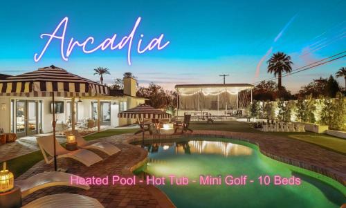 Camelback Shadows Casa | Hotel Homes - The Camelback Manor