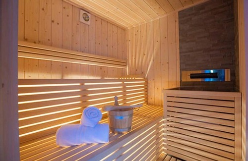 Fraviano Hotel | Hotel ∙ Hotel Milano - INCL. LIFT PASS Double room, shower/wc, BB