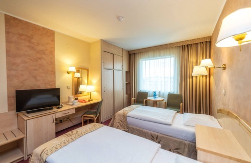 Srodmiescie Hotel | Hotel HP Park Plaza Wroclaw