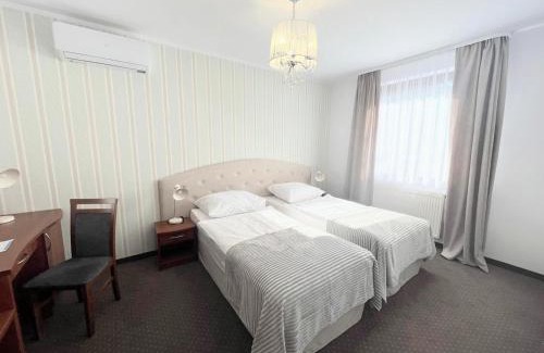 Ostrow Wielkopolski Hotel | Hotel i Restauracja Borowianka