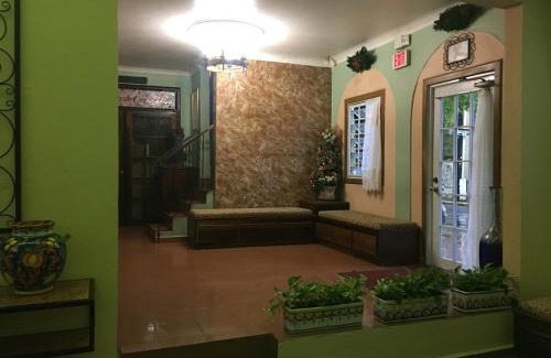 Santurce Hotel | Hotel Iberia - San Juan