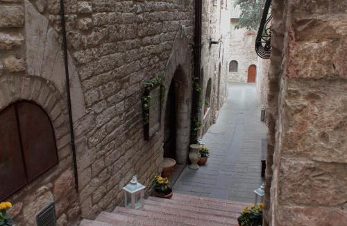 Assisi Casa | Hotel Il Vicoletto