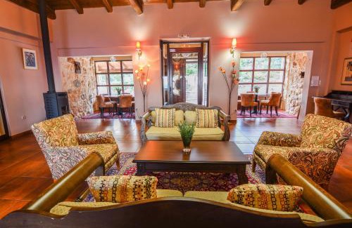Mesaia Trikala Hotel | Hotel Iliovasilema