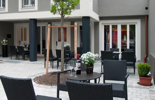 Josephsplatz Hotel | Hotel im Hof