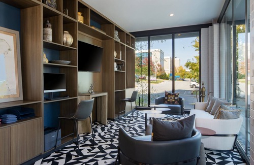 Downtown Chattanooga Hotel | Hotel Indigo Chattanooga - Downtown by IHG