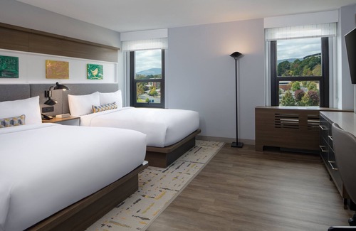 Downtown Chattanooga Hotel | Hotel Indigo Chattanooga - Downtown by IHG