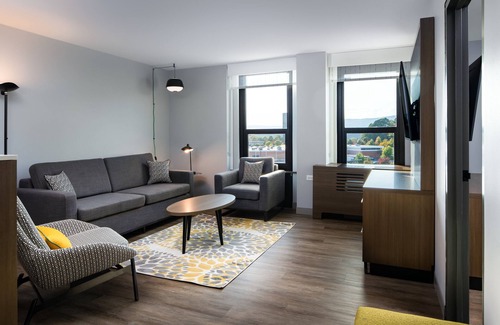 Downtown Chattanooga Hotel | Hotel Indigo Chattanooga - Downtown by IHG