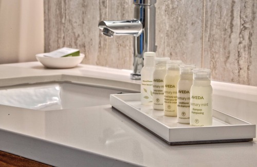 Downtown Memphis Hotel | Hotel Indigo Memphis Downtown by IHG