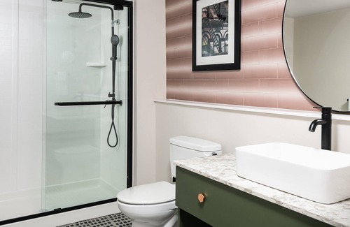 Central West End Hotel | Holiday Inn Express St Louis - Central West End by IHG