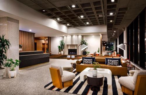 Mile Square Hotel | Hotel Indy, Indianapolis, a Tribute Portfolio Hotel