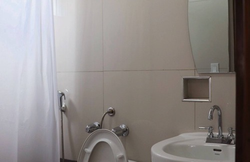 Colon Hotel | Hotel Internacional de Colón