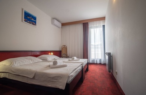 Cove Rogacic Casa | Hotel Issa - Double Room Park View 1