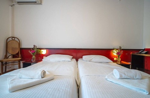 Cove Rogacic Casa | Hotel Issa - Double Room Sea View 21