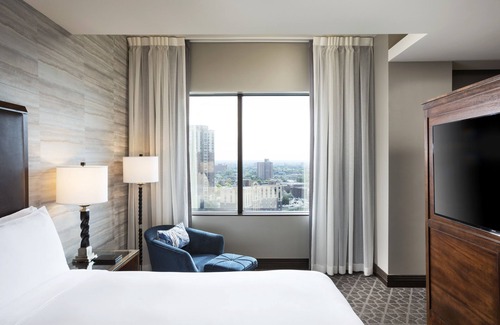 Downtown Minneapolis Hotel | Hotel Ivy, a Luxury Collection Hotel, Minneapolis
