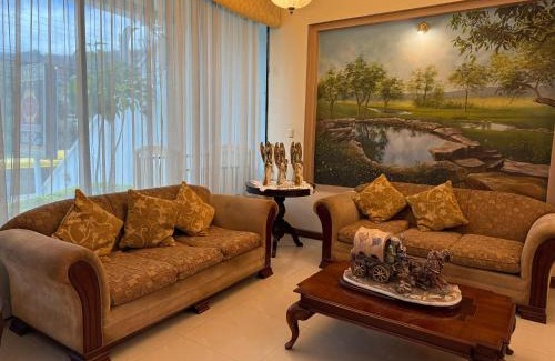 Loja Hotel | Hotel Jardines del Rio