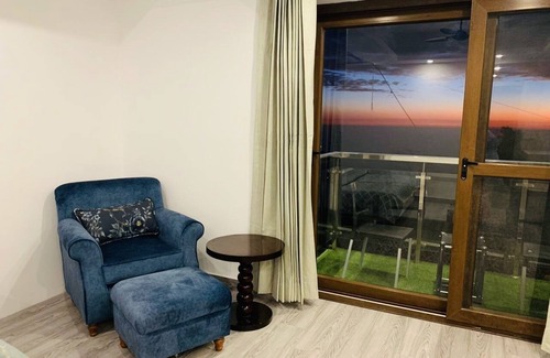 The Mall Road Hotel | Hotel Jiva