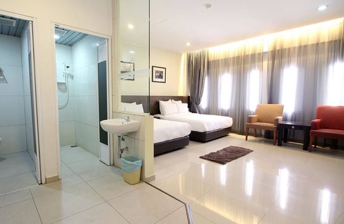 Taman Johor Jaya Hotel | Hotel JSL