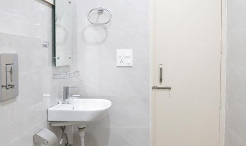 Mohali Hotel | Hotel Kamron Near Airport Road Sector 78 Mohali Chandigarh