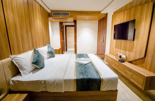 Kota Hotel | Hotel Kanchan