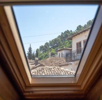 Berat Hotel | Hotel Kapllani