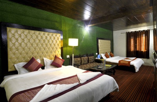 Kausani Hotel | Hotel Kausani Retreat