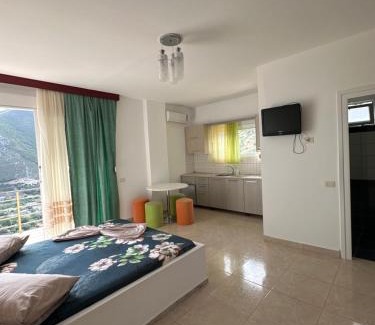 Borsh Hotel | Hotel Kavalieri