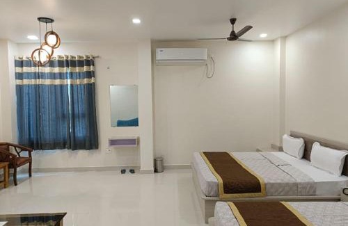Varanasi Hotel | HOTEL KAVANA
