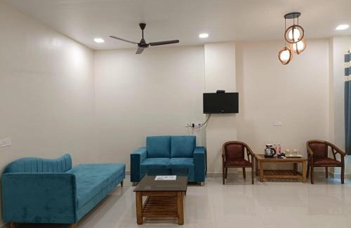 Varanasi Hotel | HOTEL KAVANA