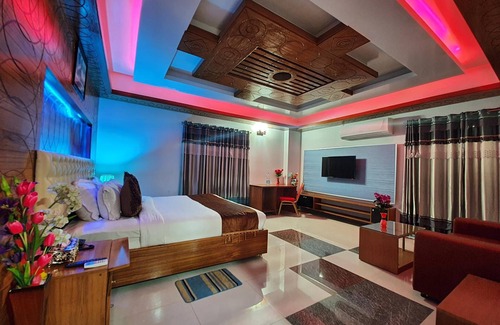 Latachapli Hotel | Hotel Khan Palace