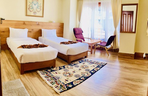 Khuruthang Hotel | Hotel Khuruu Khuruu