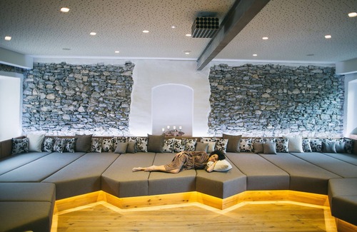 Seefeld Pedestrian Zone Hotel | Hotel Klosterbraeu